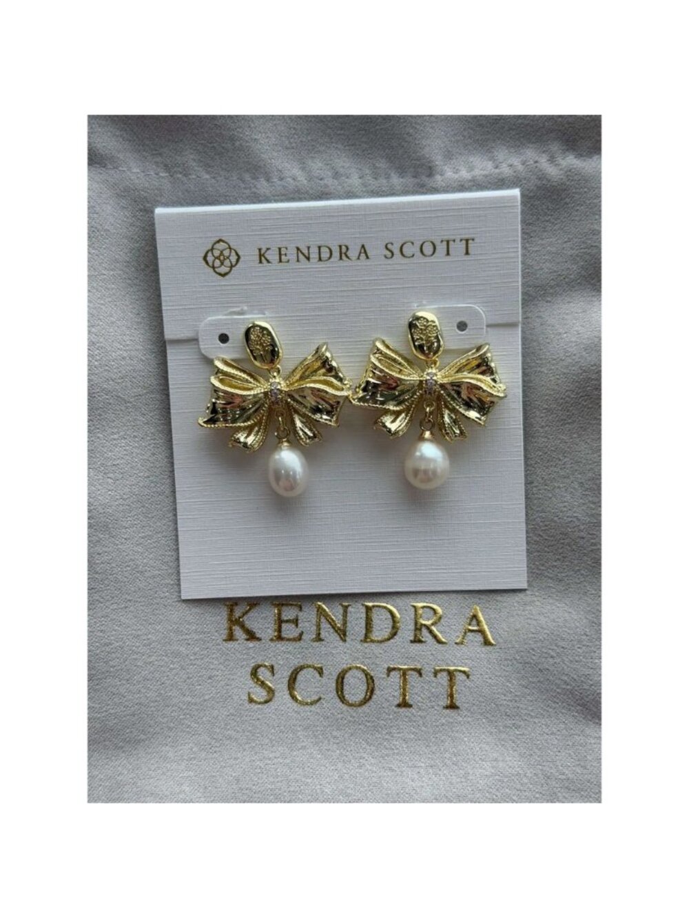 Kendra Scott bow pearl earrings